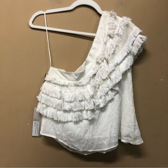 Chloe Oliver The Bungalow Off White One Shoulder Fringe Boho Top NWT - Picture 2 of 5
